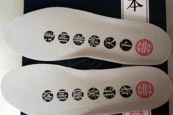 李宁文武双全开箱测评 李宁文武双全怎么清洗