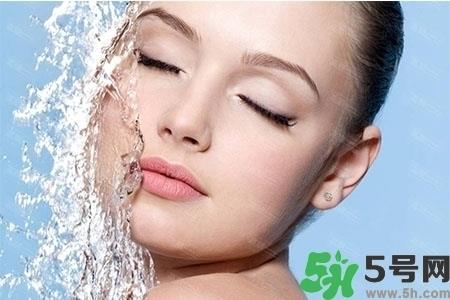 补水面膜怎么选择？补水的面膜可以天天敷吗？