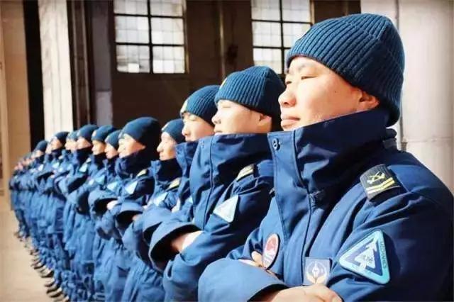 解读：空军地勤到底是干什么的？公认全国最惬意的兵种！