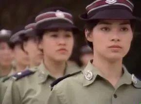 下药、迷奸、失身、沦落街头，这个童年女神的遭遇惨过苦情女主！