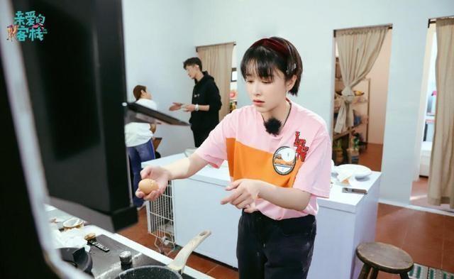 分手后消费前任，角色艳压女一，“热搜体质”的阚清子一点不傻