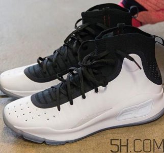 ​under armour curry 4白黑配色什么时候发售_多少钱？
