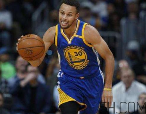 under armour curry 4白黑配色什么时候发售_多少钱？