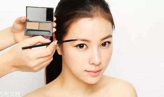 眉粉哪个牌子好用不脱妆 眉粉使用方法