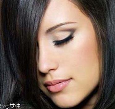 眉粉哪个牌子好用不脱妆 眉粉使用方法
