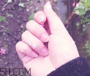 ​美甲后指甲受损怎么办？指甲破损怎么修复？