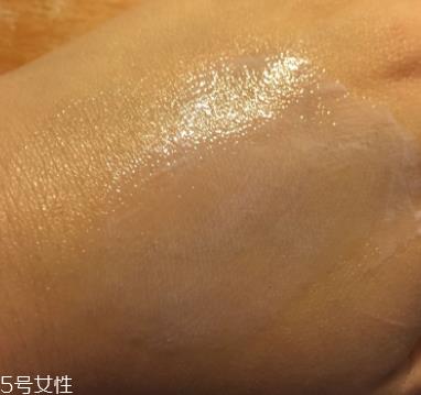 怡丽丝尔金管银管区别 资生堂elixir金管银管防晒比较