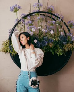 ​维密超模刘雯，不仅因为身材吸睛，短发也是美得出奇