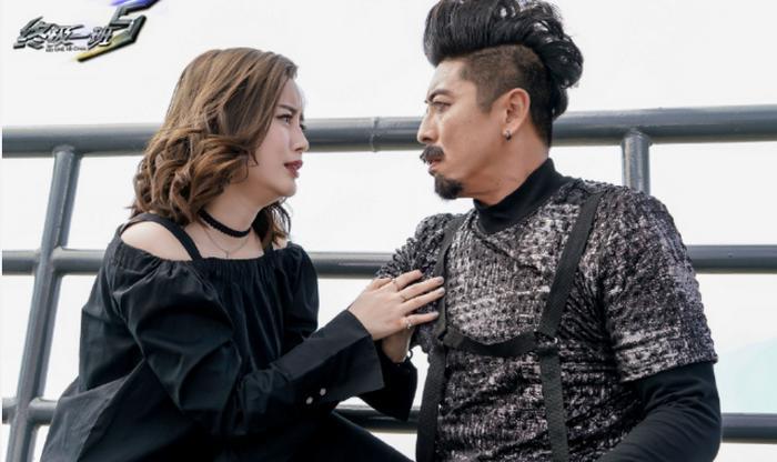 终极一班：武力裁决所共有7条龙，他就扮演了三条，还喜当爹了
