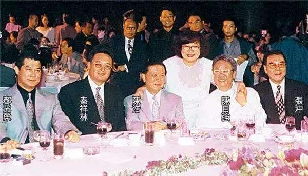唯一一个能叫郑少秋脱掉假发的大哥，气场比周润发还强