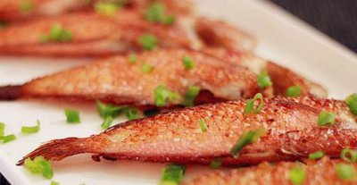 ​这鱼有点奇怪，我宁可多吃它都不吃鸡鸭肉，30元一斤也值得