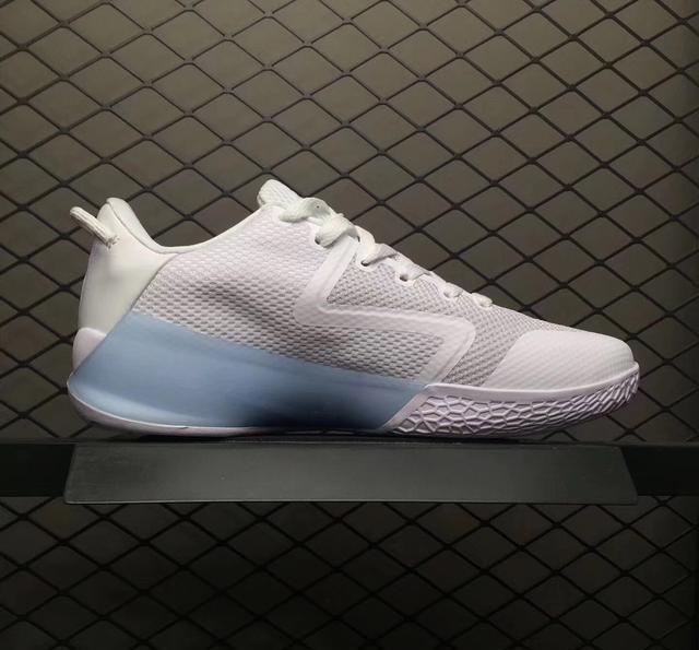 中毒太深！Nike Kobe Venomenom 6 科比毒液6 白兰 篮球鞋