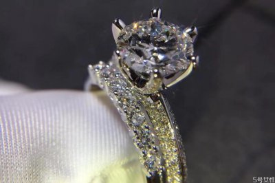 ​tiffany蒂芙尼六爪钻戒价格 蒂芙尼六爪钻戒寓意