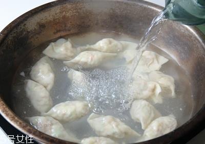 水饺怎么包饱满又多汁