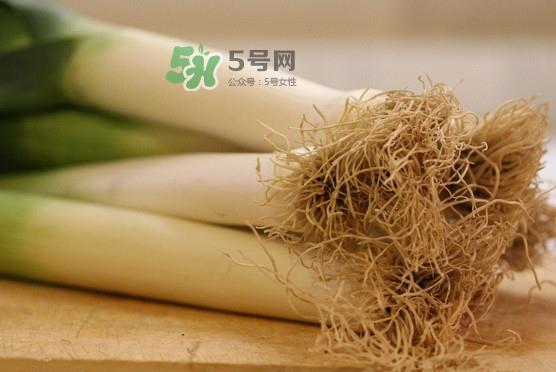 大葱有病毒怎么去除？大葱有黄点是什么原因