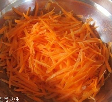 萝卜丸子用什么萝卜好？青萝卜胡萝卜白萝卜