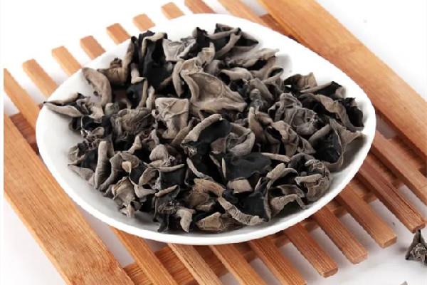 干木耳放冰箱保存可以吗 干木耳放了好几年还能吃吗