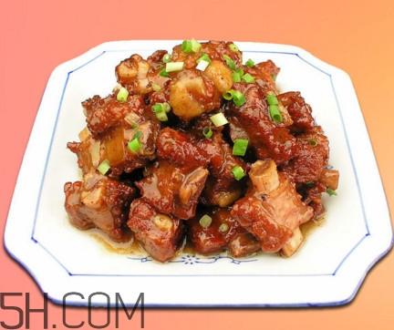 糖醋排骨怎样做肉不硬？产妇能不能吃糖醋排骨