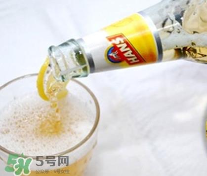 菠萝啤是果啤吗？菠萝啤是酸性还是碱性？