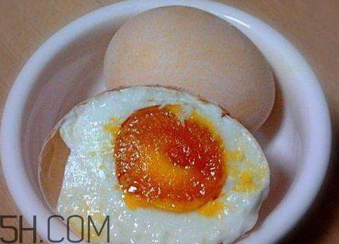 咸鸡蛋臭了还能吃吗 咸鸡蛋臭了可以吃吗