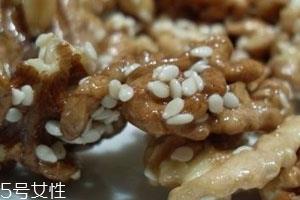 微波炉烤核桃多长时间 微波炉烤核桃注意事项