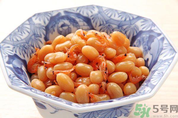茄子和虾能一起吃吗？茄子和虾可以一起吃吗？