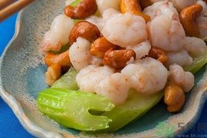 腰果的皮可以吃吗?吃腰果皮好吗?