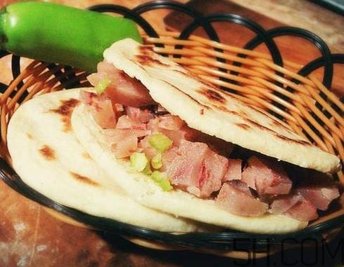 焖子和凉粉的区别 驴肉火烧焖子的做法