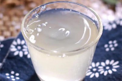 ​糯米酒是黄酒吗 糯米酒是哪里的特色