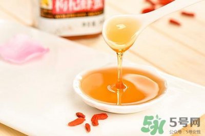 ​西洋参可以喝枸杞泡水喝吗?一起泡水喝有什么功效