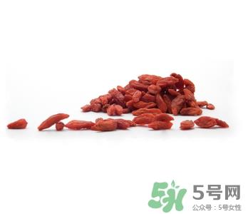 西洋参可以喝枸杞泡水喝吗?一起泡水喝有什么功效