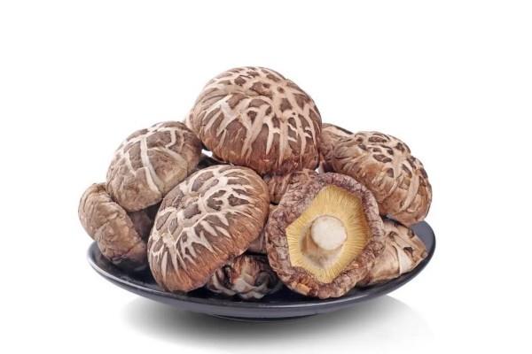 花菇可以用热水泡吗 花菇用什么水泡发