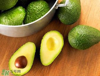 牛油果切开后不熟怎么办？牛油果没熟切开了怎么办？