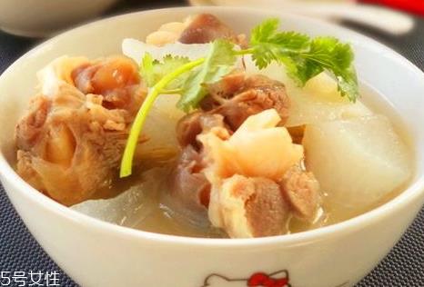天麻能和萝卜一起吃吗 可以一起炖排骨汤
