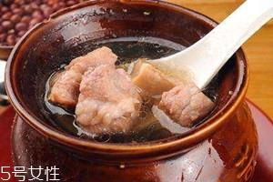 天麻能和萝卜一起吃吗 可以一起炖排骨汤