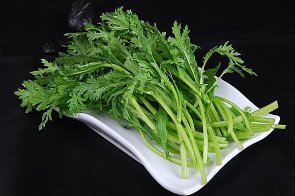 茼蒿需要焯水吃吗 茼蒿焯水焯多长时间