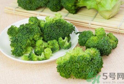 ​西兰花可以和莴笋一起吃吗？西兰花和莴笋一起吃好吗？