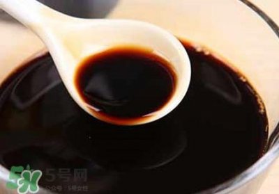 ​炒菜什么时候放酱油合适?炒菜什么时间放酱油最好?