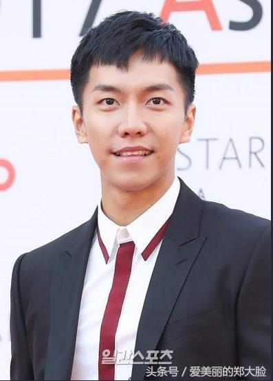 李胜基与前女友允儿出席同场活动，退伍后更加英气，网友期待回归