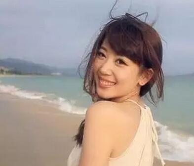 中国10大最美的球星女友，王永珀妻子白富美，郜林老婆亚洲小姐