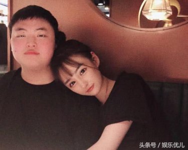 ​最豪华的RNG太太团，锅老师女友最漂亮，卡萨女友才是最神秘的