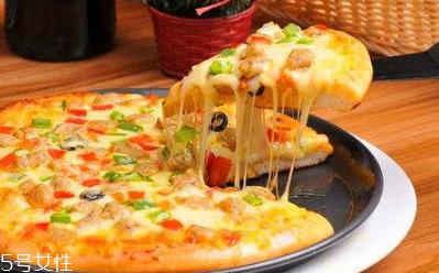 披萨可以隔夜吃吗 看情况决定