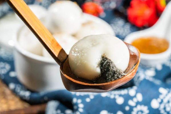 汤圆要解冻吗 汤圆不解冻可以煮吗