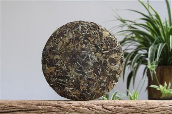 茶饼可以放多久 茶饼发霉了还可以喝吗