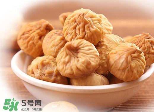 无花果干可以空腹吃吗？无花果干泡水喝有什么功效