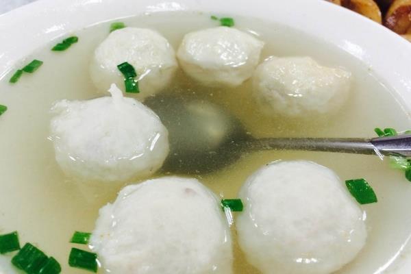 鱼丸为什么越煮越大 这是正常的
