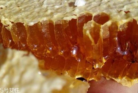 土蜂蜜为什么有点苦 采摘的花粉未完全成熟