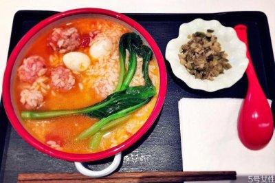 ​烫饭怎么做 西红柿鸡蛋烫饭