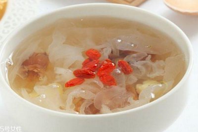 ​银耳用焯水吗 分情况而定