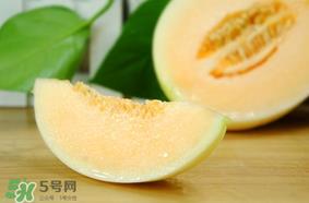 吃甜瓜为什么舌头疼？吃甜瓜舌头疼怎么办？